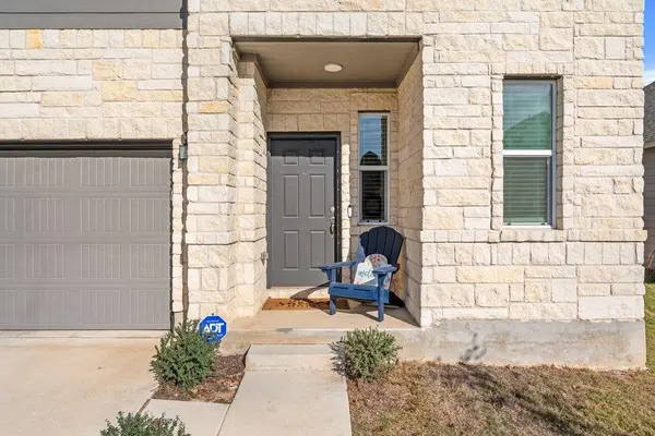 218 Summit DR, Lockhart, TX 78644