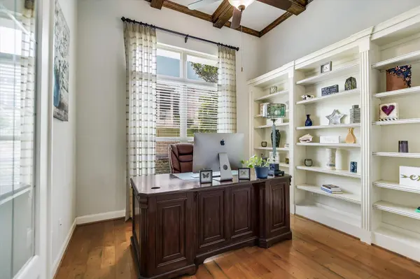 116 Blue Clearing WAY, Austin, TX 78738