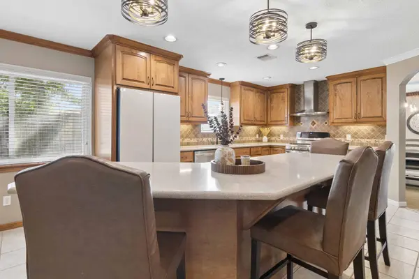 2418 Lufkin LN, Deer Park, TX 77536