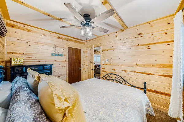 N5183 23RD DR, Wild Rose, WI 54984
