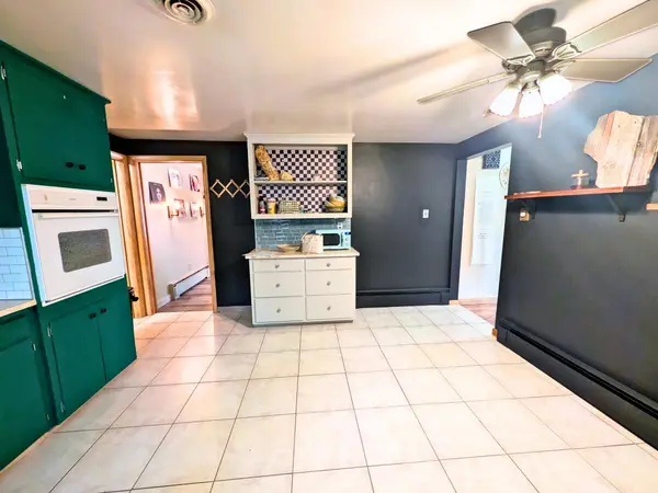 147 HILLTOP DR, Green Bay, WI 54301-2711