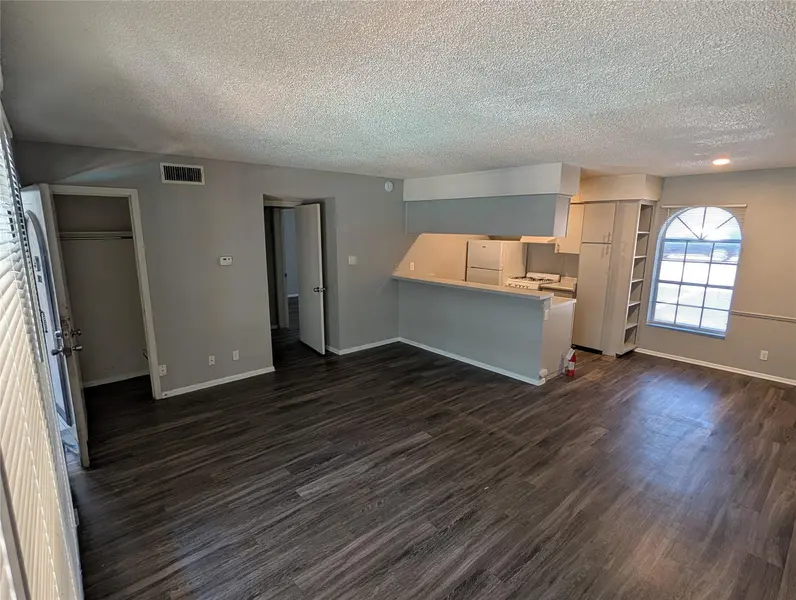 101 E 33rd ST #102, Austin, TX 78705