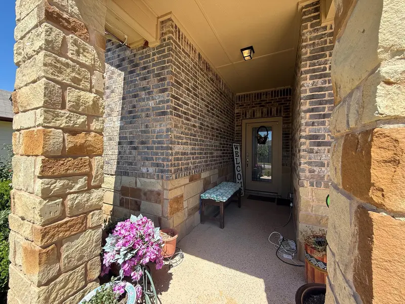 617 Ibis Falls LOOP, Jarrell, TX 76537