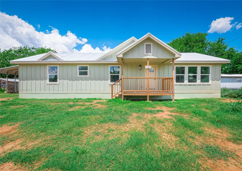 109 Elizabeth DR, Spicewood, TX 78669