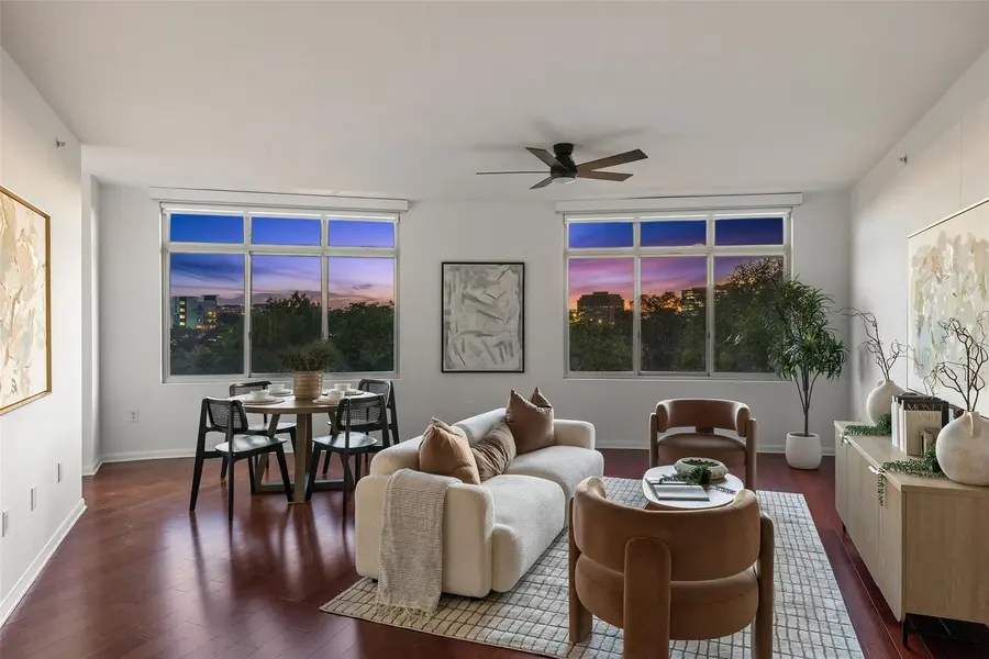 54 Rainey ST #502, Austin, TX 78701