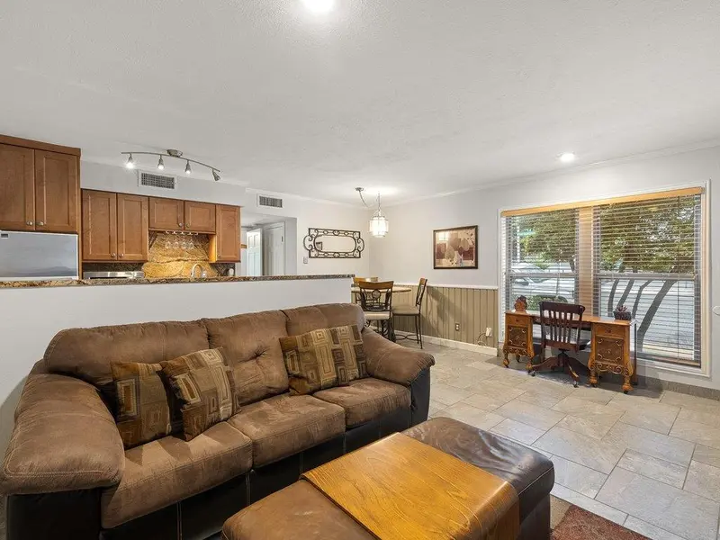 505 W 7th ST #115, Austin, TX 78701