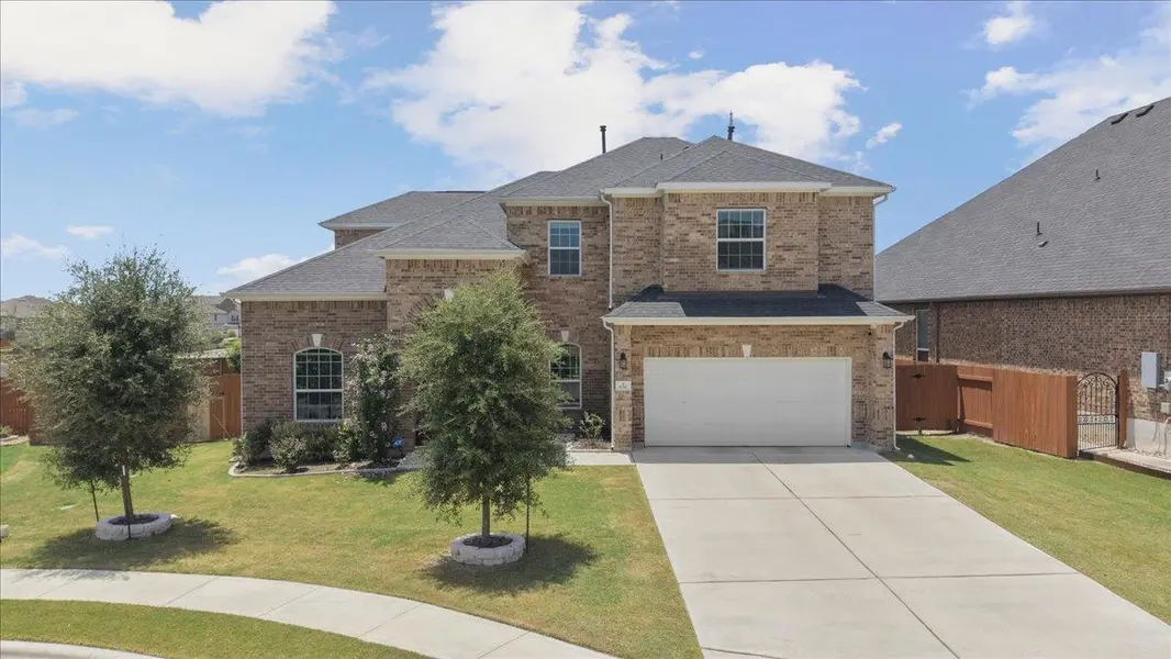 650 Wild Pecan LOOP, Buda, TX 78610