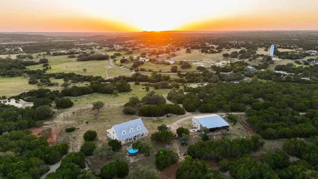 4237 County Road 330 RD, Burnet, TX 78611