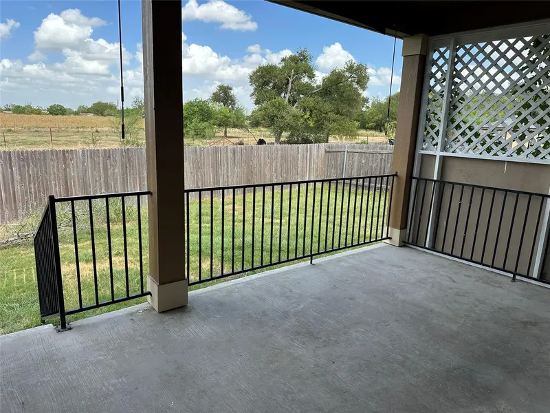 13904 Lyndon B Johnson ST, Manor, TX 78653