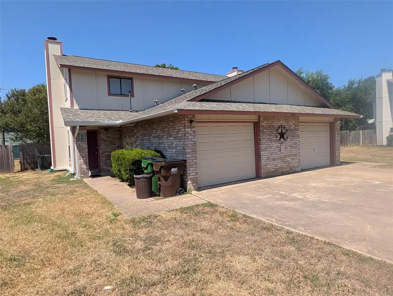 1201 Doreen CT #B, Round Rock, TX 78664