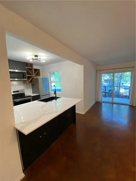 2119 Oxford Ave #B, Austin, TX 78704