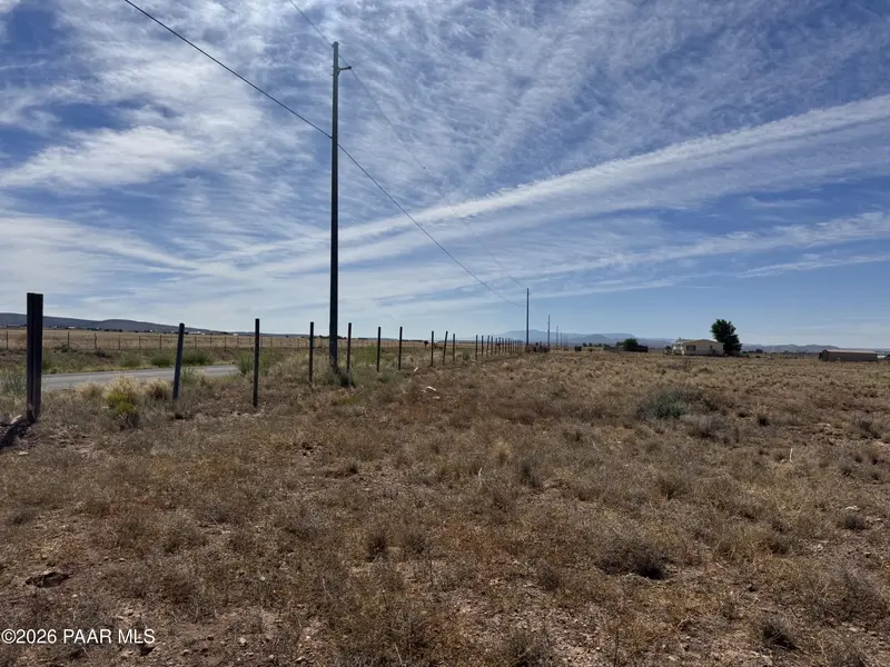 3555 Big Chino Lot Only RD, Paulden, AZ 86334