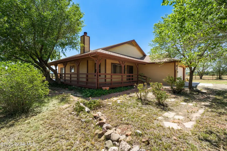 1525 W Shadow Ridge RD, Paulden, AZ 86334