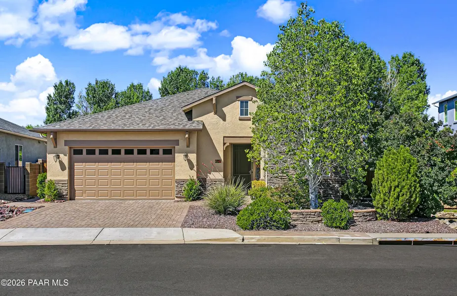 938 N Gomez ST, Dewey-humboldt, AZ 86327