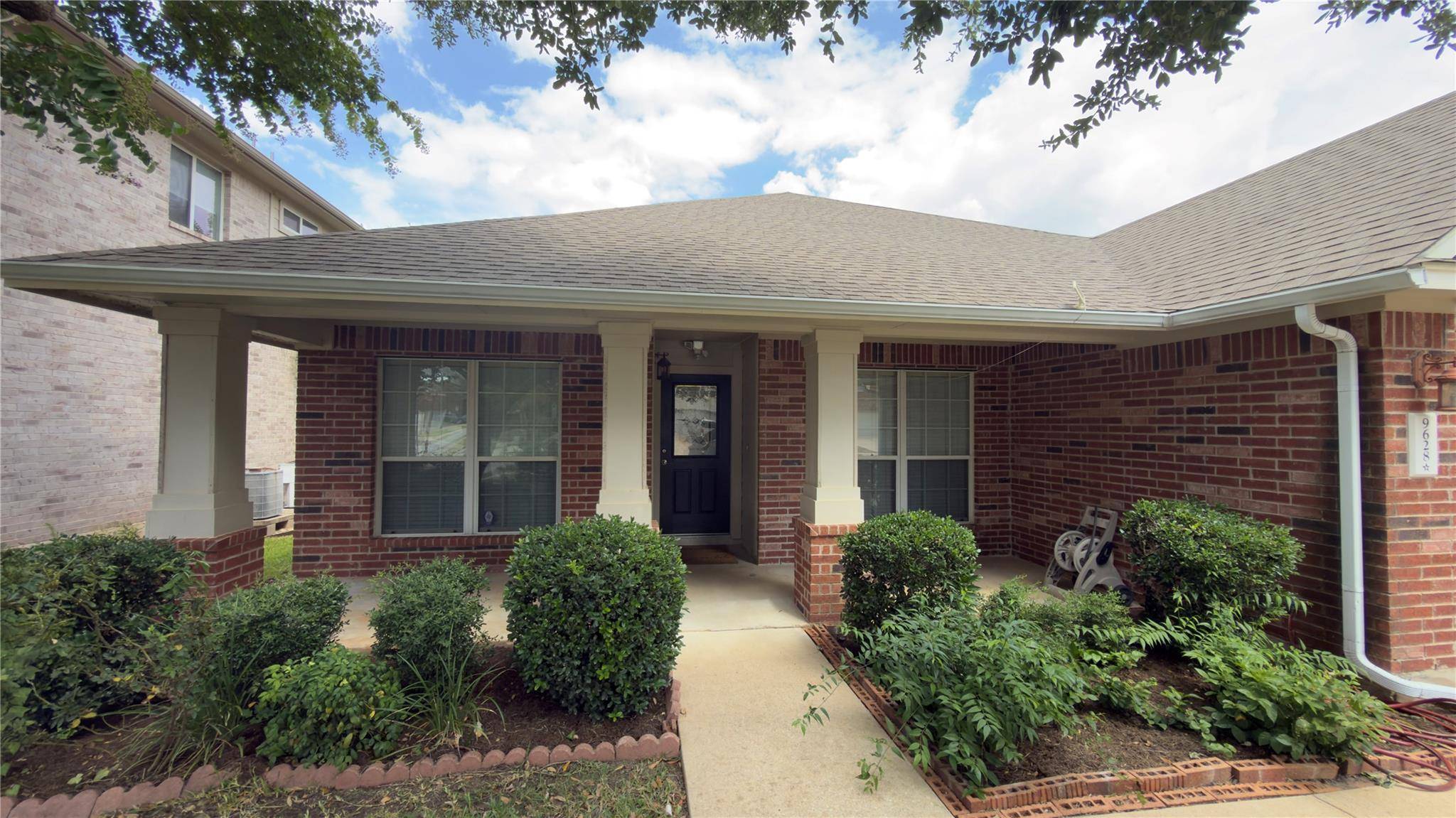 9628 Morgan Creek DR, Austin, TX 78717