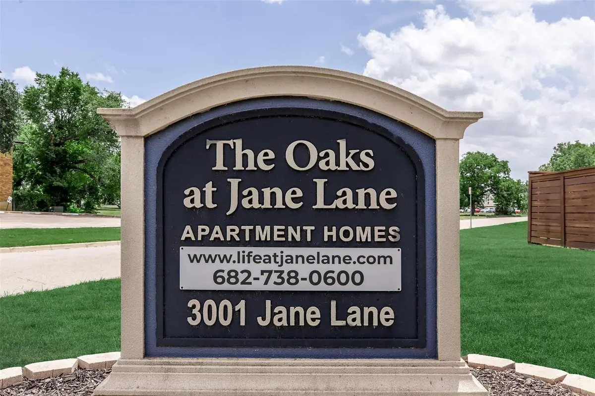 3001 Jane LN #102, Haltom City, TX 76117