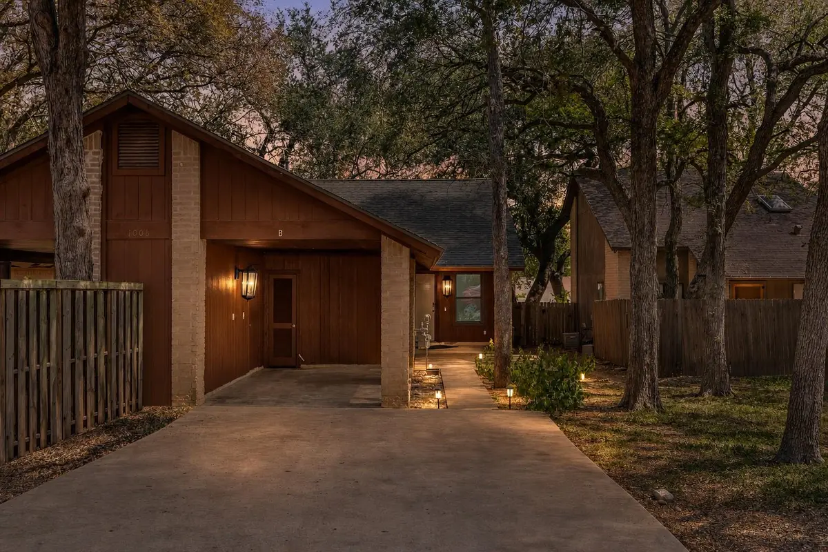 1008 Milford WAY #B, Austin, TX 78745