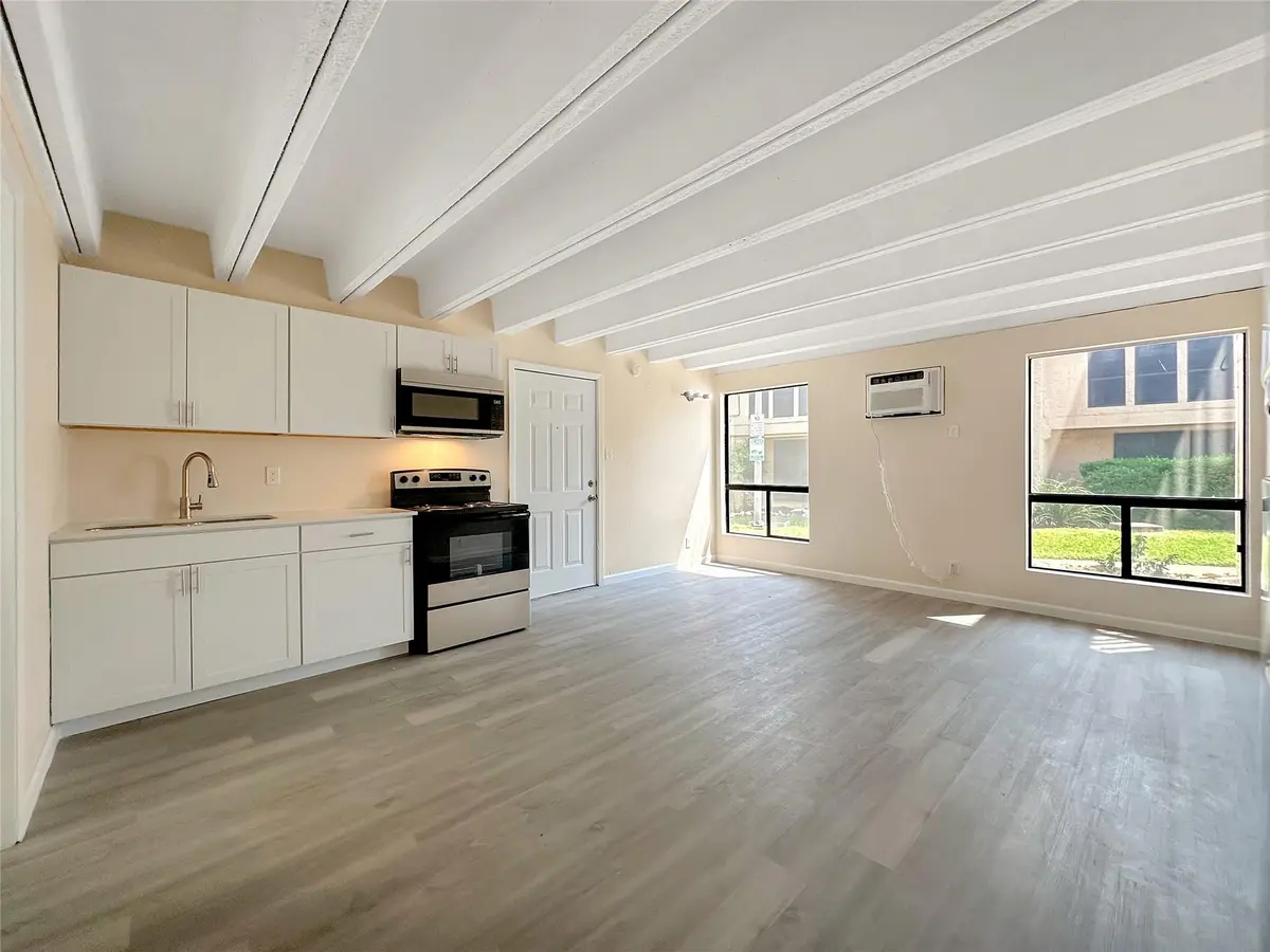 5920 Lago Vista Way #C-23, Lago Vista, TX 78645