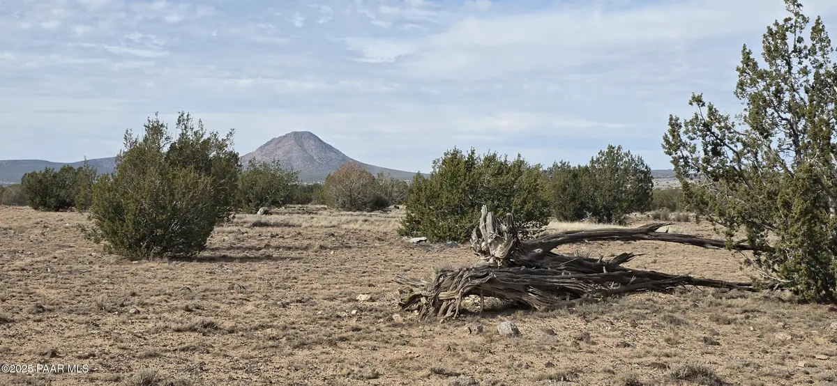 245 Antelope Run Rd, Ash Fork, AZ 86320