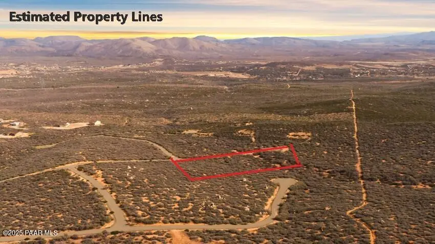 402c E Woodland WAY, Dewey-humboldt, AZ 86327