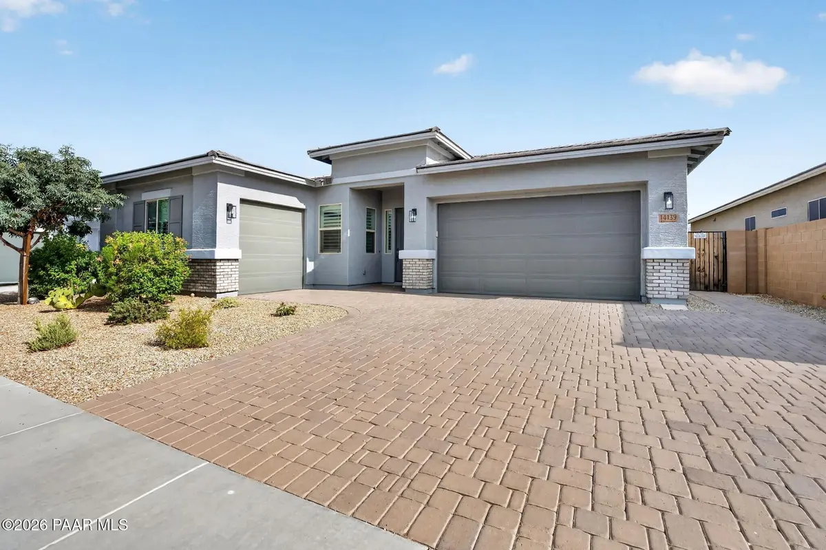 14139 W Gray Fox TRL, Surprise, AZ 85387