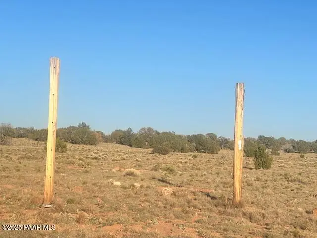 349nw Rocky Top RD, Seligman, AZ 86337