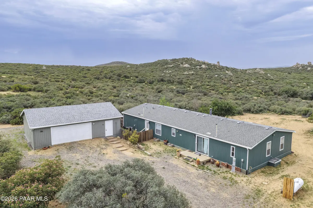 1075 N Ambassador RD, Dewey-humboldt, AZ 86327