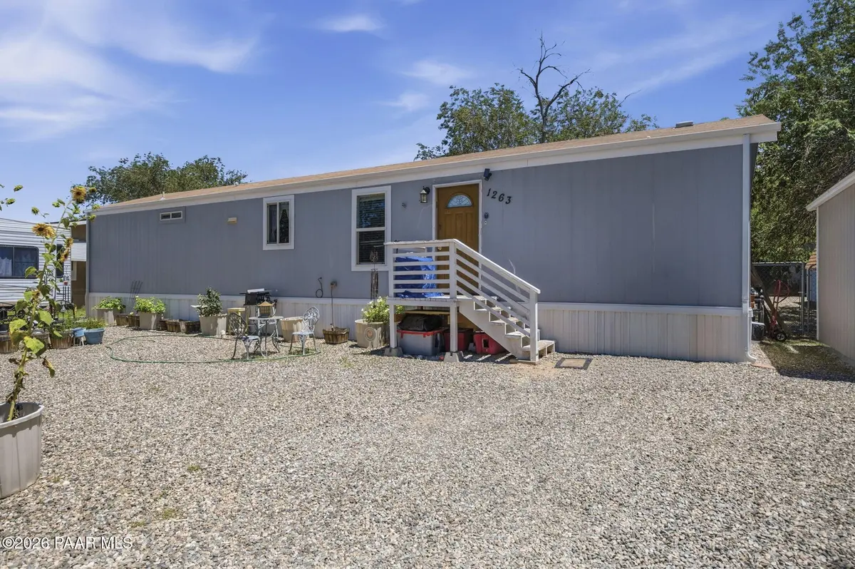 1263 Del Rio DR, Chino Valley, AZ 86323