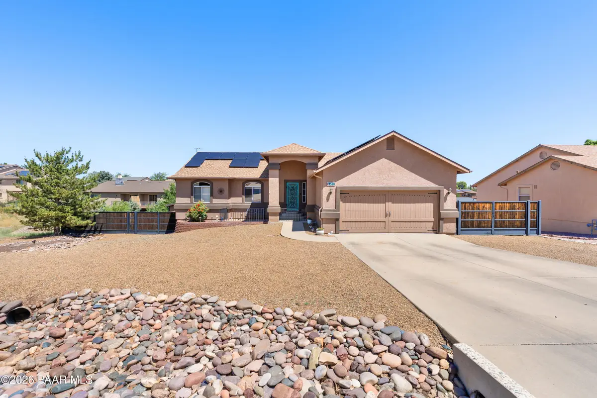 9560 E Catalina DR, Prescott Valley, AZ 86314