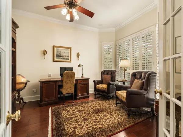 5708 Long CT, Austin, TX 78730