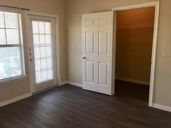 2320 Gracy Farms LN #223, Austin, TX 78758