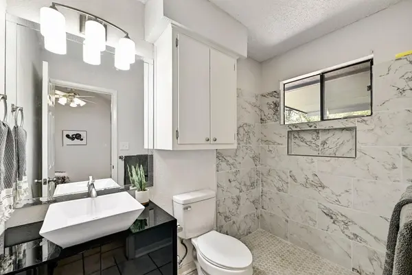 275 Mooring Circle Units A&B, Lakeway, TX 78734