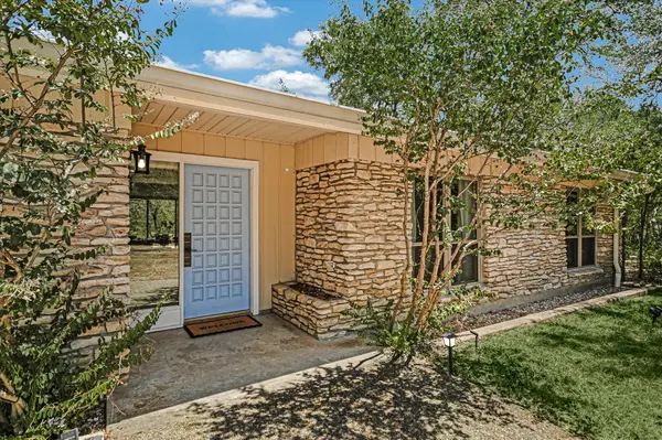 5645 Oak BLVD, Austin, TX 78735