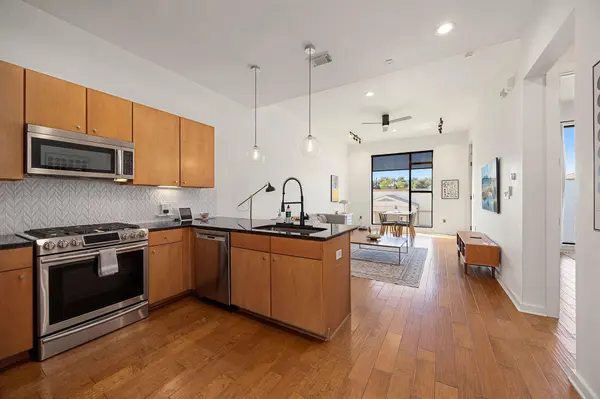 2525 S Lamar BLVD #206, Austin, TX 78704