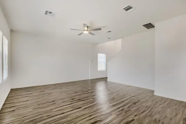 125 Guardian Angel CT, Jarrell, TX 76537