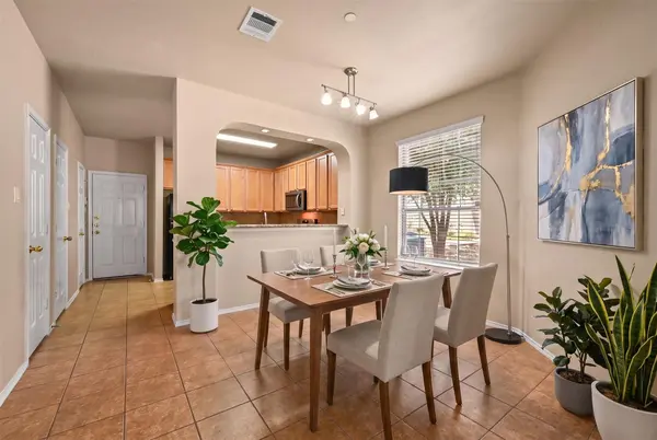 9201 Brodie LN #502, Austin, TX 78748