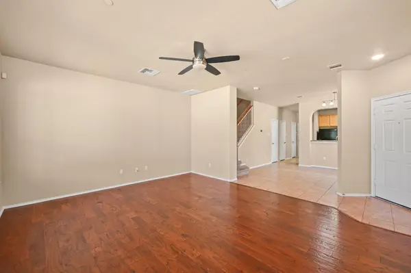 9201 Brodie LN #502, Austin, TX 78748