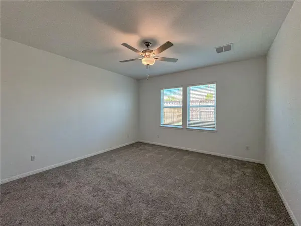 219 Mad Pupper DR, Buda, TX 78610