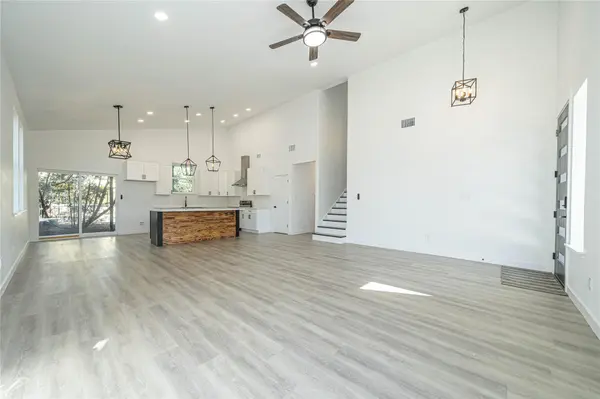 4 Huisache LN, Wimberley, TX 78676