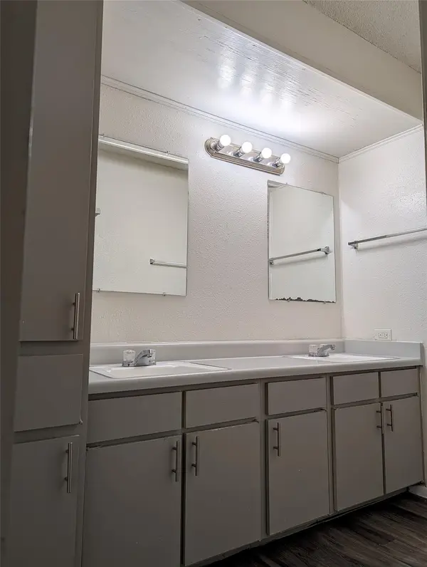 101 E 33rd ST #102, Austin, TX 78705
