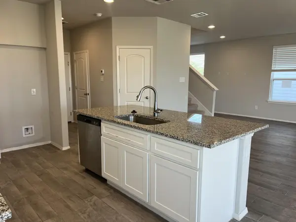 504 Star Garnet DR, Jarrell, TX 76537