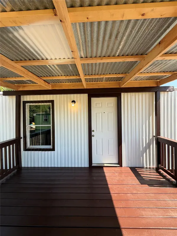 104 Castillo ST, Kyle, TX 78640