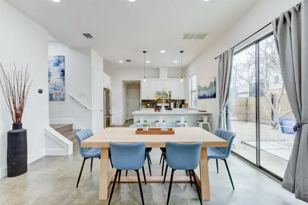 2501 E 4th ST #A, Austin, TX 78702