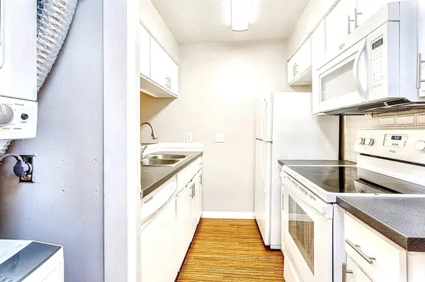 4007 Avenue C #104, Austin, TX 78751