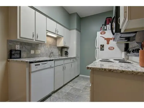 106 E 30th ST #207, Austin, TX 78705