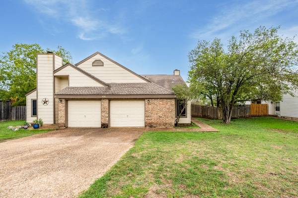 428 S Sailmaster ST #B, Austin, TX 78734