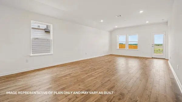 191 Mustang Lake CIR, Buda, TX 78610