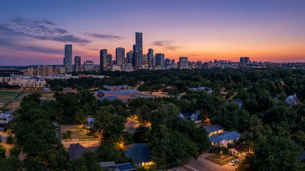 39 Chalmers Ave, Austin, TX 78702