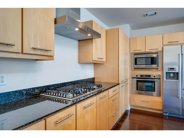 210 Lee Barton DR #411, Austin, TX 78704