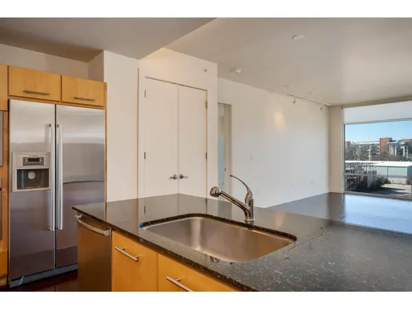 210 Lee Barton DR #411, Austin, TX 78704